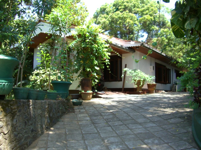 Tangalle Bungalow for sale/rent